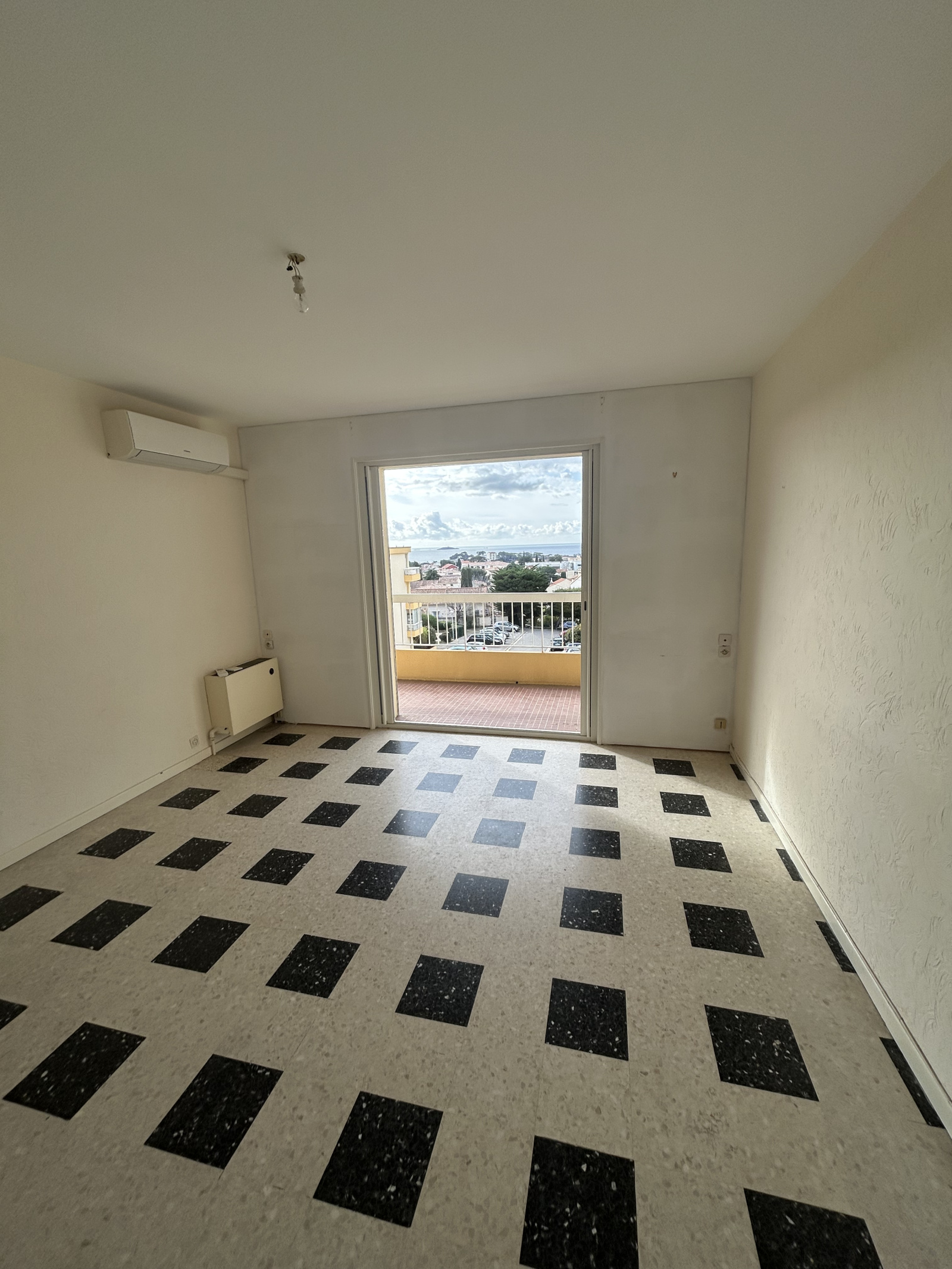 Image_2, Appartement, Bandol,
                                ref :654326